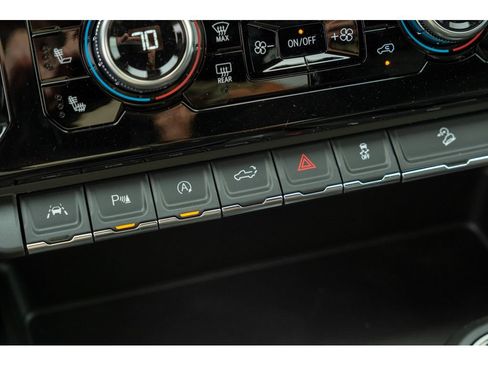 New 2026 GMC Sierra 1500 AT4 w/ AT4 Premium Package AWD/4WD image 28