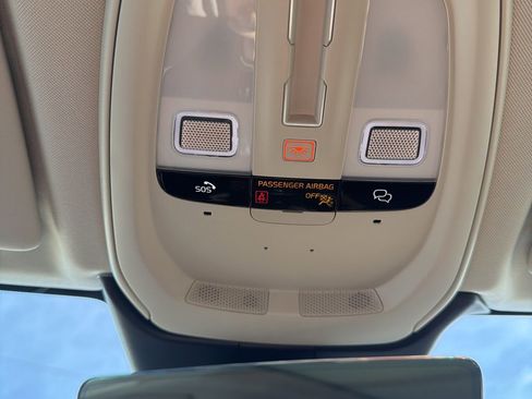 New 2026 Volvo XC60 B5 Ultra w/ Climate Package image 58