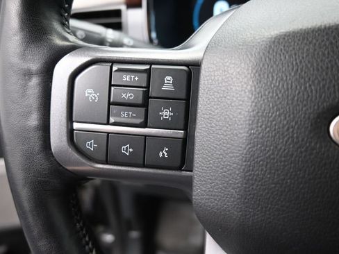 Used 2023 Ford F150 Lariat AWD/4WD image 6
