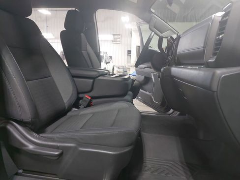 Used 2024 Chevrolet Silverado 1500 LT AWD/4WD image 10