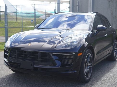 Used 2020 Porsche Macan Turbo image 1