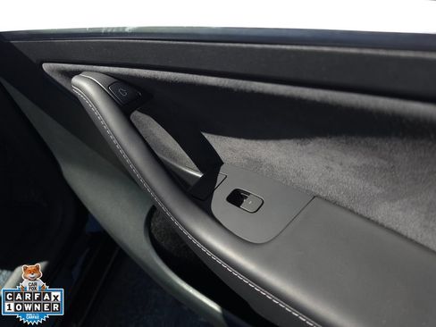 Used 2023 Tesla Model Y Long Range AWD/4WD image 82
