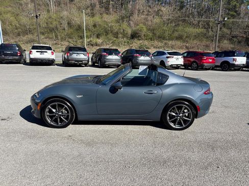 Used 2021 MAZDA MX-5 Miata RF Grand Touring image 2