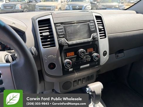 Used 2016 Nissan Frontier SV w/ SV Value Truck Package RWD image 18