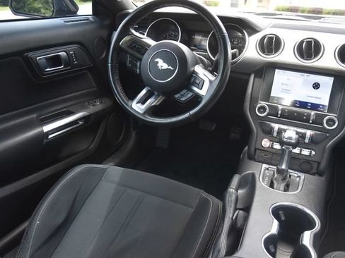 Used 2022 Ford Mustang GT w/ Equipment Group 301A RWD image 18
