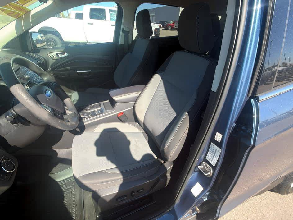 Used 2018 Ford Escape SE FWD image 12