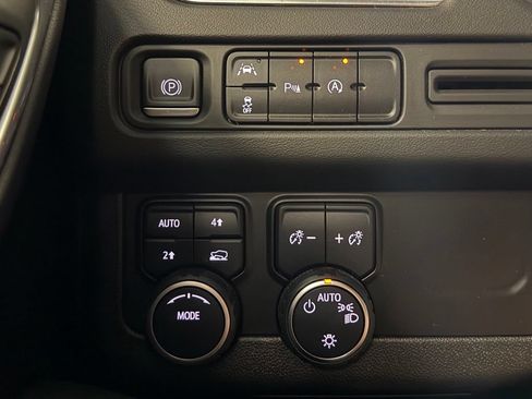 Used 2023 Chevrolet Tahoe LS AWD/4WD image 14