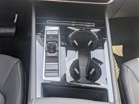 New 2026 Volkswagen Atlas SE image 19