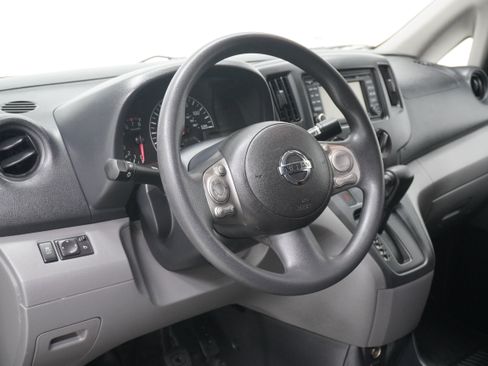 Used 2017 Nissan NV200 SV w/ Technology Package FWD image 10