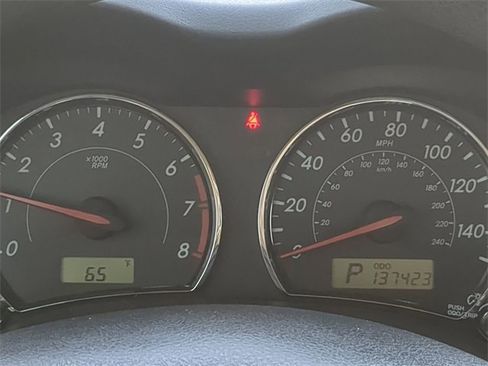 Used 2011 Toyota Corolla S image 23