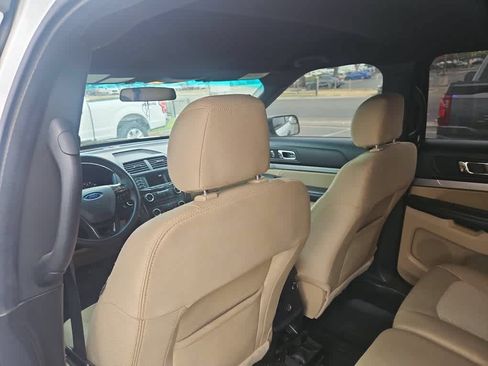 Used 2016 Ford Explorer FWD image 12