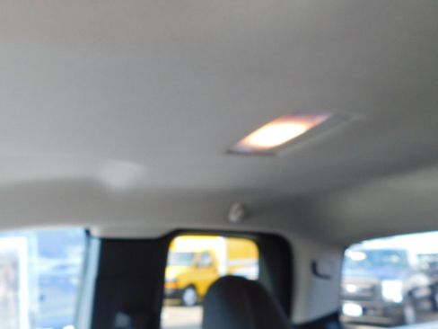 Used 2022 Chevrolet Colorado LT w/ Fleet Safety Package image 21