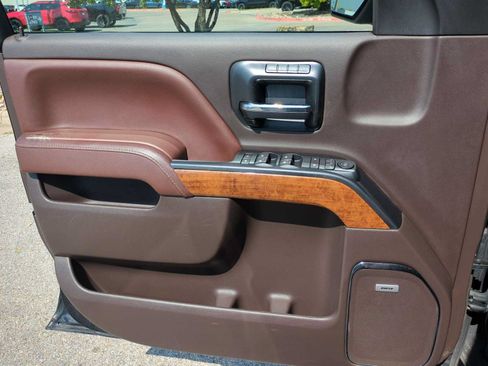 Used 2014 Chevrolet Silverado 1500 High Country w/ High Country Premium Package AWD/4WD image 21