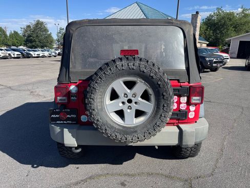 Used 2014 Jeep Wrangler Sport AWD/4WD image 4