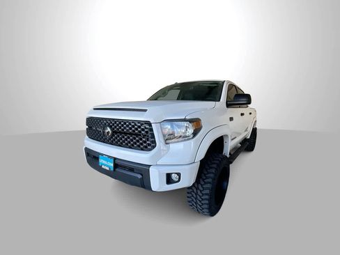 Used 2018 Toyota Tundra SR5 image 4