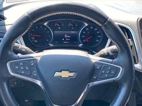Used 2021 Chevrolet Equinox Premier AWD/4WD image 8