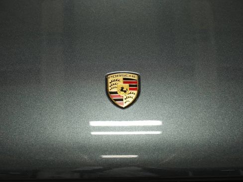 Used 2025 Porsche Macan image 29