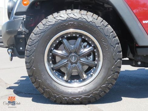 Used 2007 Jeep Wrangler Rubicon w/ Dual Top Group AWD/4WD image 19