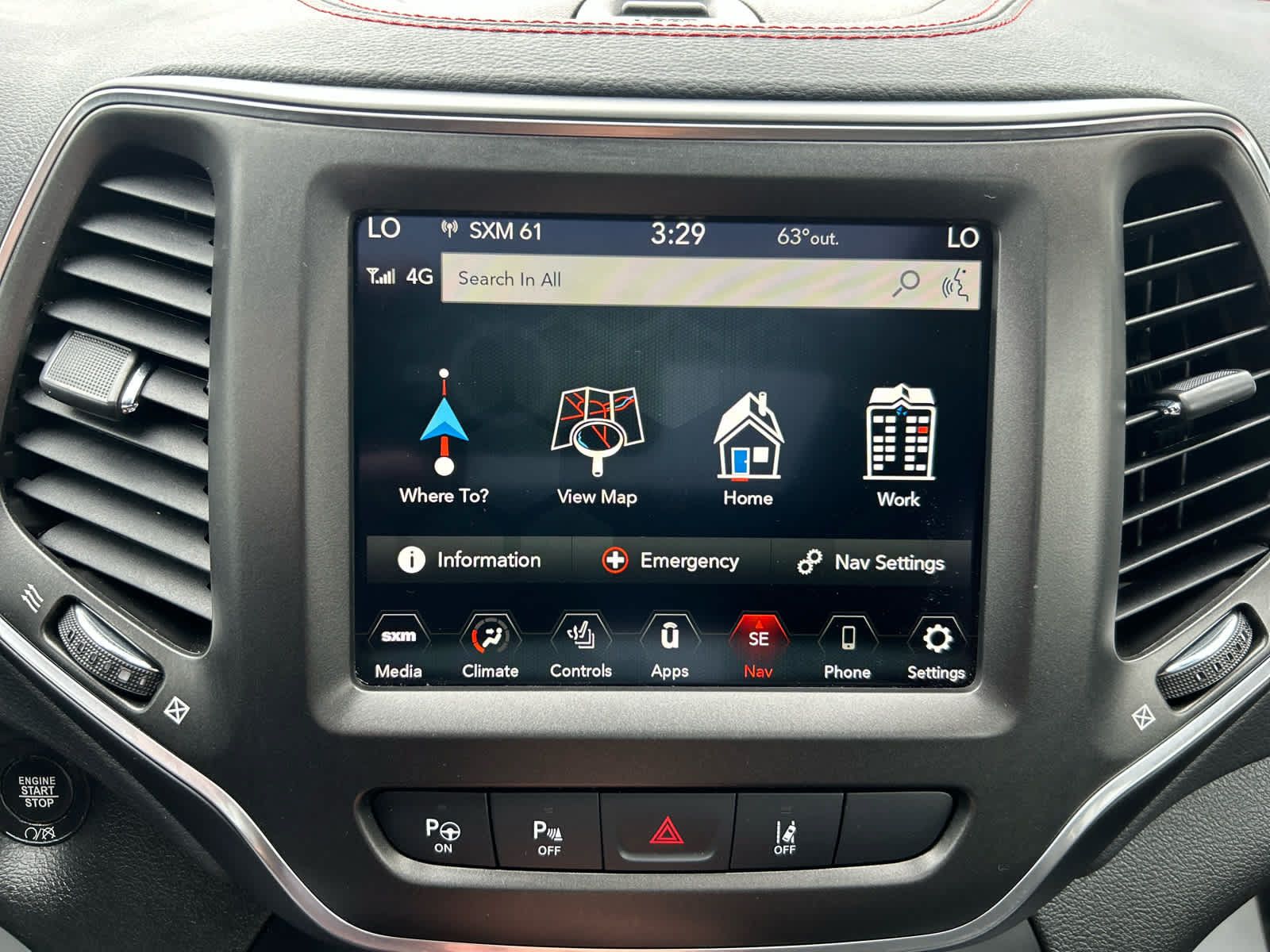 Used 2023 Jeep Cherokee Trailhawk w/ Sun & Sound Group AWD/4WD image 2