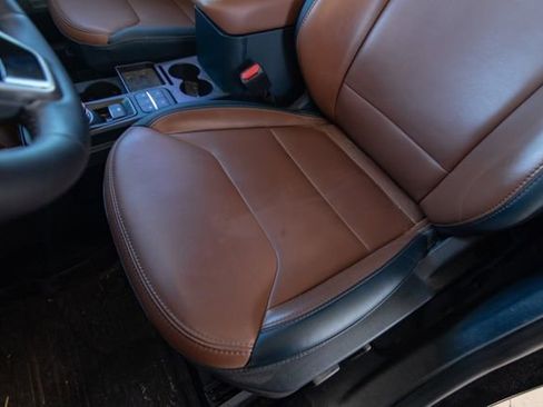 Used 2024 Ford Maverick Lariat w/ FX4 Off-Road Package image 25