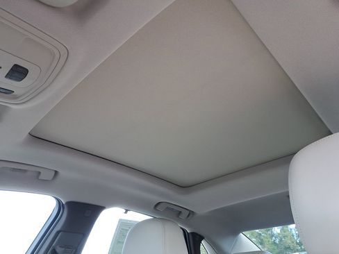 Used 2016 Cadillac XTS Premium w/ Driver Assist Package image 18