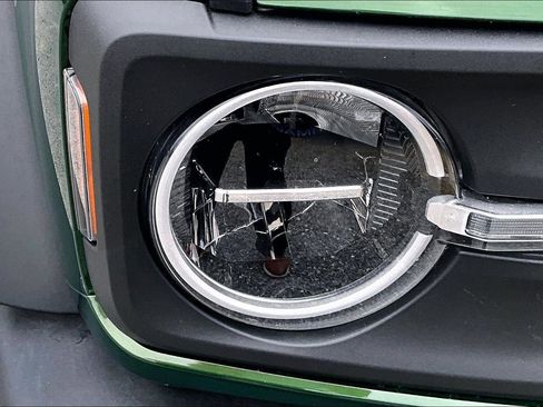 Used 2025 Ford Bronco Big Bend image 28