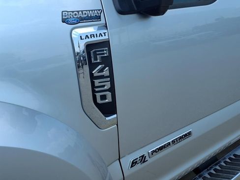 Used 2019 Ford F450 Lariat w/ Lariat Ultimate Package image 31