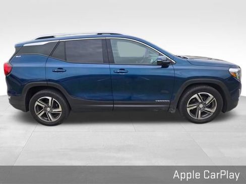 Used 2020 GMC Terrain SLT w/ Preferred Package FWD image 3