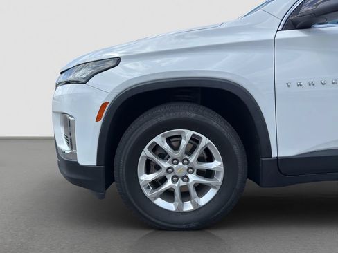 Used 2023 Chevrolet Traverse LS FWD image 20