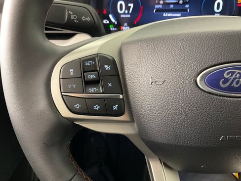 New 2026 Ford Explorer Active RWD image 25