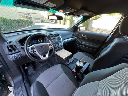 Used 2014 Ford Explorer 4WD Police Interceptor image 2