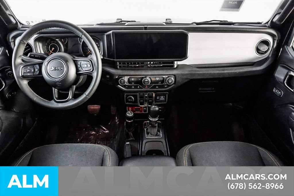 Used 2025 Jeep Wrangler Unlimited Sport AWD/4WD image 22