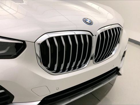 Used 2023 BMW X5 xDrive45e w/ Luxury Seating Package AWD/4WD image 29