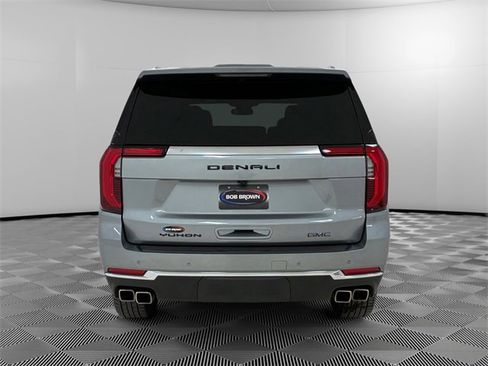 Certified 2025 GMC Yukon Denali image 4