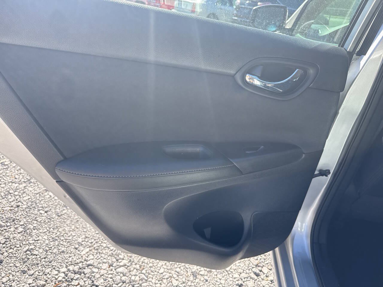 Used 2016 Nissan Sentra S FWD image 10
