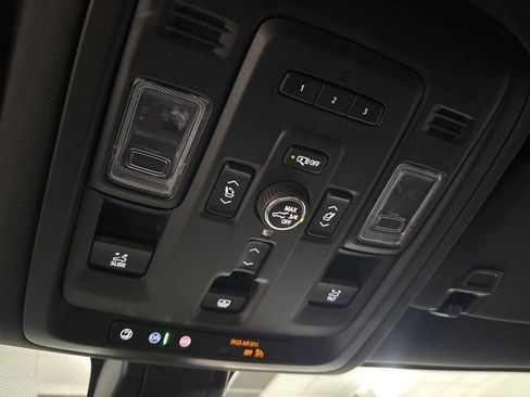 Used 2021 GMC Yukon AT4 w/ AT4 Premium Plus Package AWD/4WD image 36