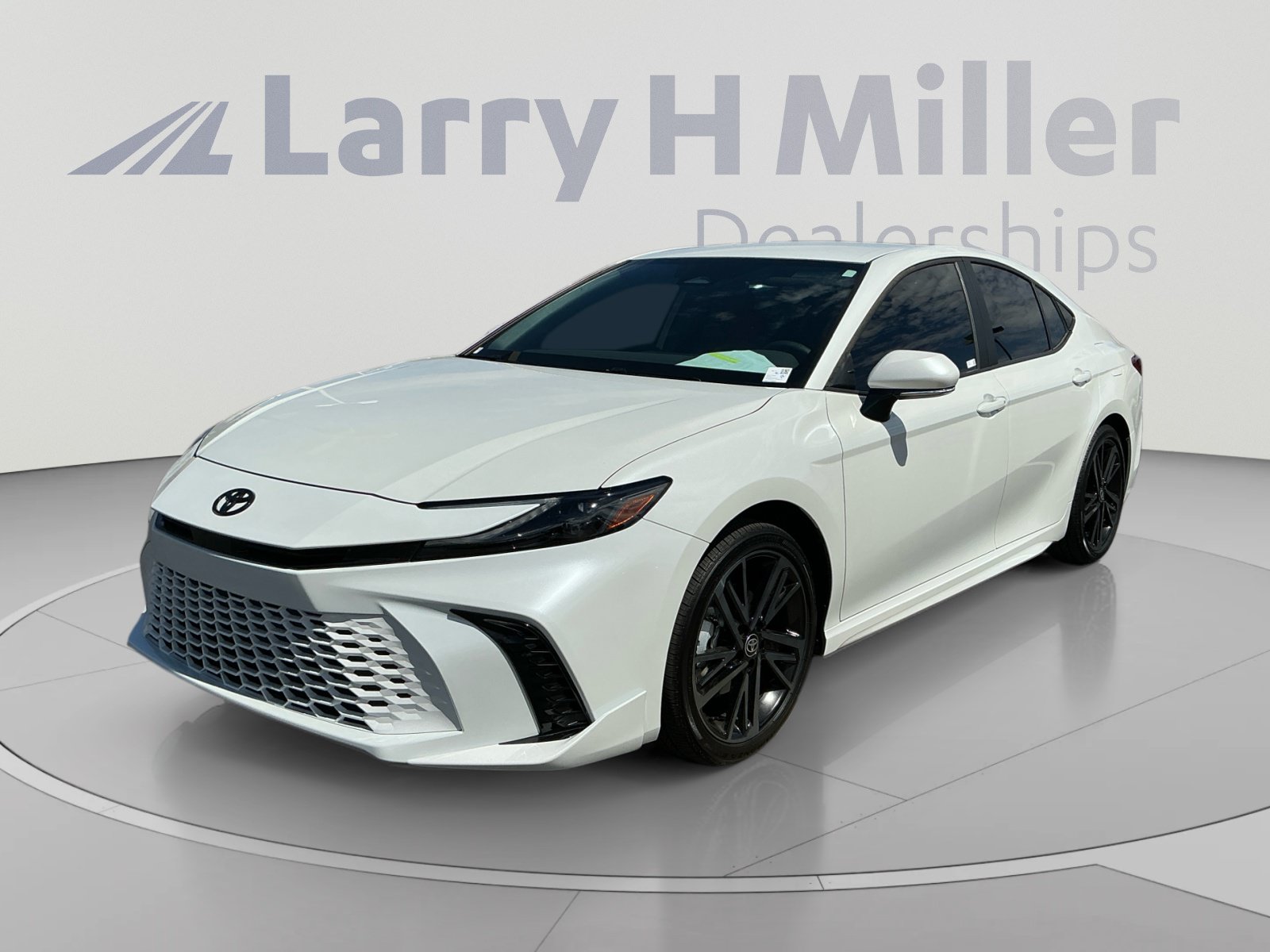Certified 2026 Toyota Camry XSE AWD/4WD image 1