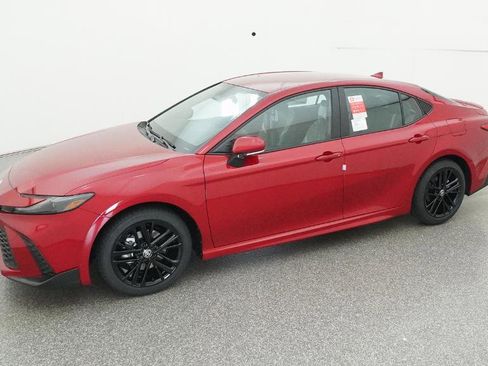 New 2026 Toyota Camry SE image 14