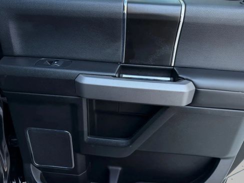 Used 2018 Ford F150 Platinum w/ Trailer Tow Package image 24