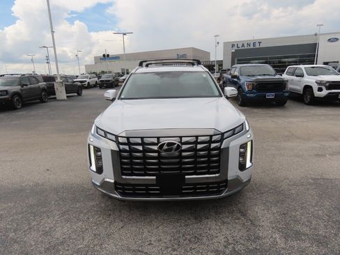 Used 2025 Hyundai Palisade Calligraphy FWD image 5