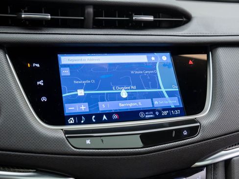 New 2026 Cadillac XT5 Sportv w/ LPO, Floor Liner Package AWD/4WD image 29