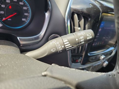 Used 2022 Chevrolet Traverse RS image 26