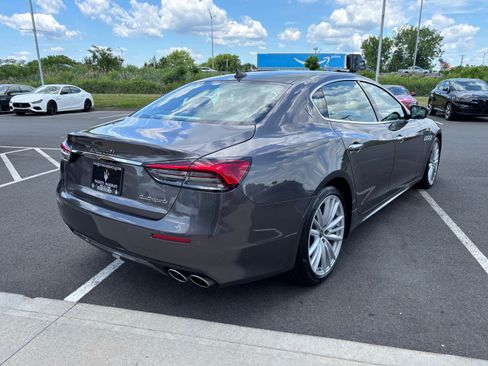 Used 2023 Maserati Quattroporte GT RWD image 8