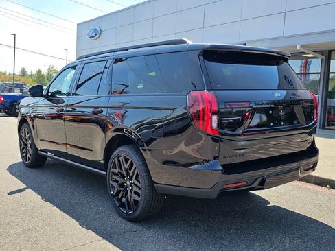 New 2026 Ford Expedition Max Platinum w/ Stealth Performance Package AWD/4WD image 7