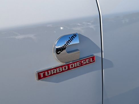 Used 2024 RAM 2500 Big Horn image 10