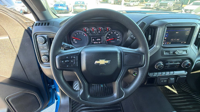 Used 2022 Chevrolet Silverado 1500 Custom AWD/4WD image 26
