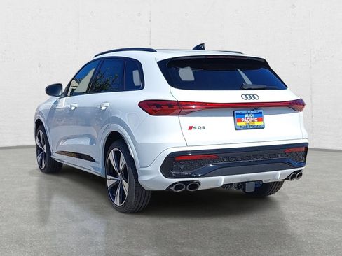 New 2026 Audi SQ5 Premium Plus AWD/4WD image 7