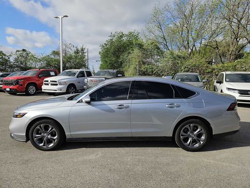 Used 2024 Honda Accord EX image 4