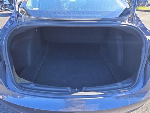 Used 2018 Tesla Model 3 Long Range RWD image 12
