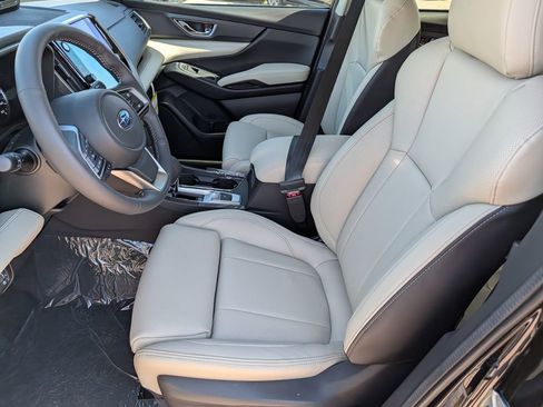 New 2025 Subaru Ascent Limited image 11